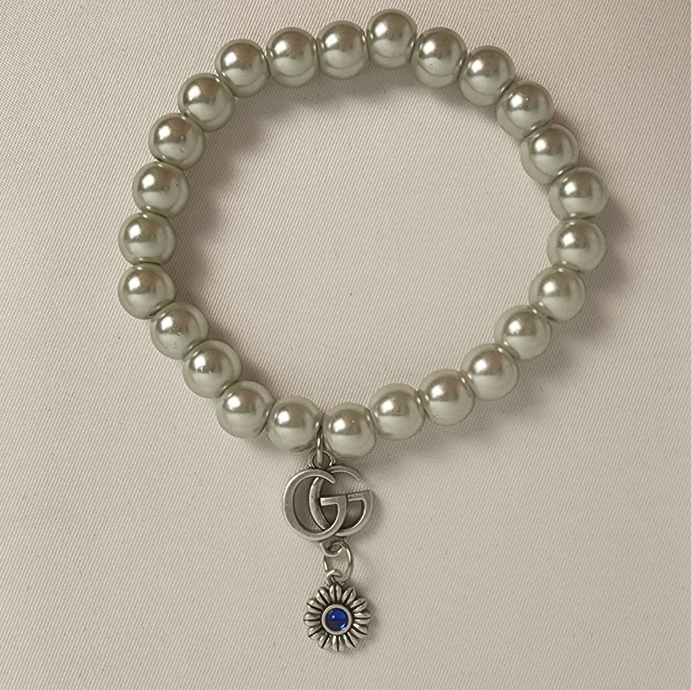 Silver Faux Pearls Gucci Charm Bracelet